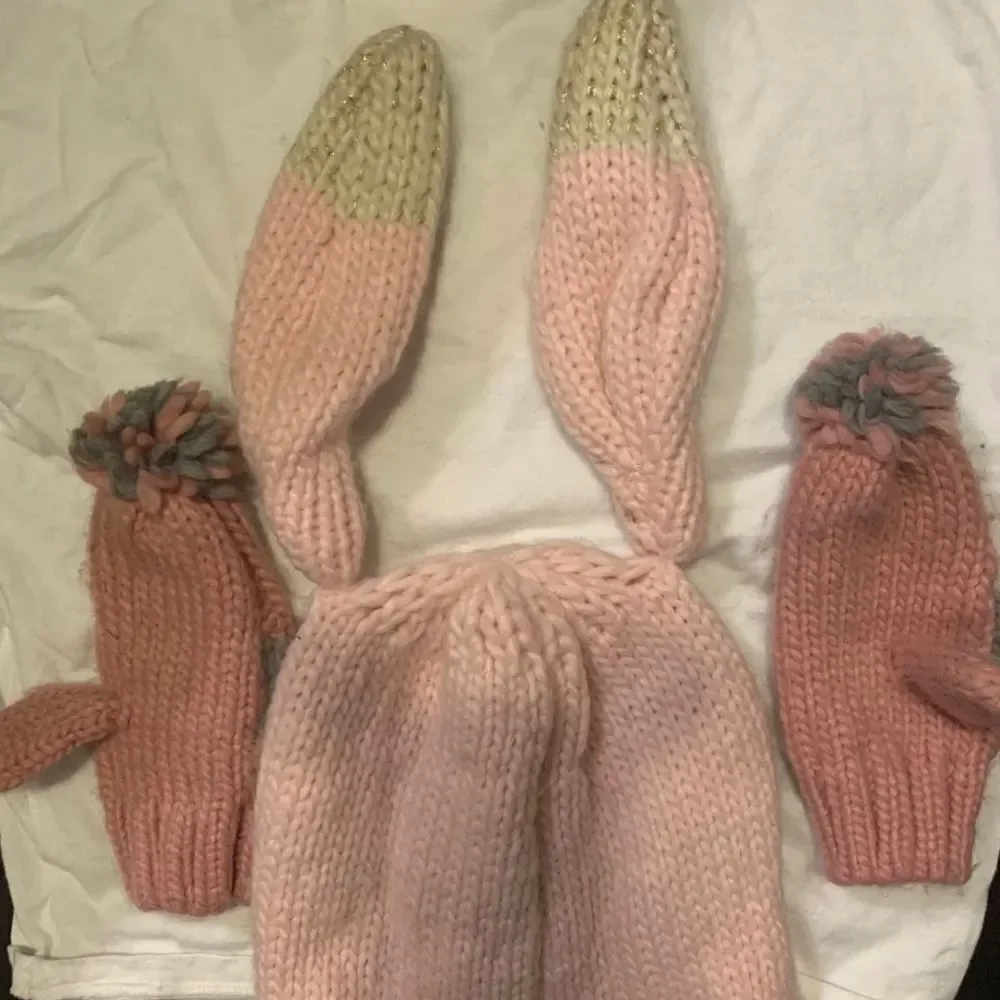 TUCKER + TATE Knit Bunny Ears Hat One Size & No brand gloves